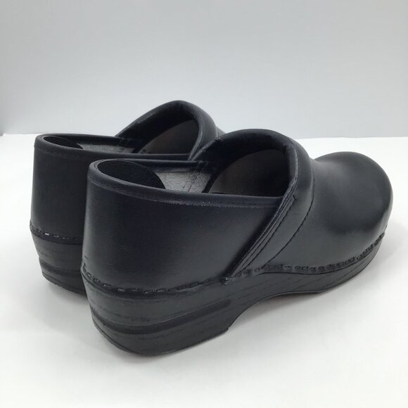 Women's 40 Black Leather Dansko Clogs Nursing Professional Minimalist 9.5-10 - Picture 4 of 11